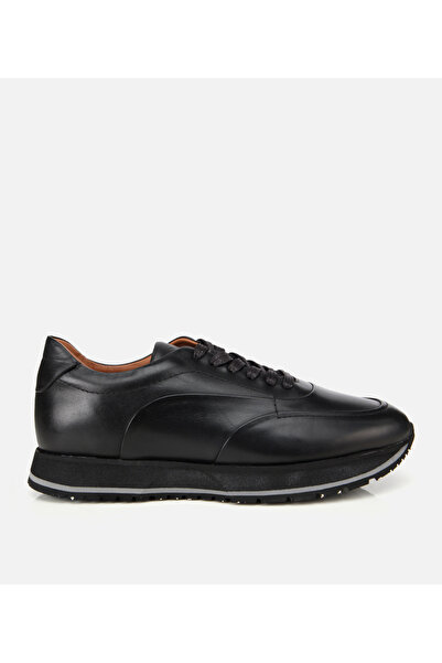 Hotiç Men's Leather Black Soft Textured Sports Shoes