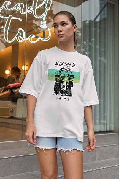 buzagi tasarım ürünleri At the Drive in Oversize Unisex White T-Shirt