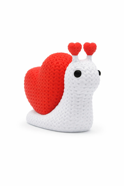 OEM El Yapımı Amigurumi Kalpli Salyangoz– Dekoratif Sevimli Masa & Hediye Fig...