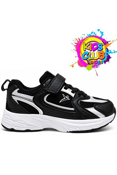 Kids Club Shoes حذاء رياضي للأطفال من كول تيرا أورثوبيديك باللونين الأسود وال...