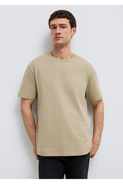 Mavi Tricou basic bej cu guler rotund, croială lejeră / croială confortabilă ...