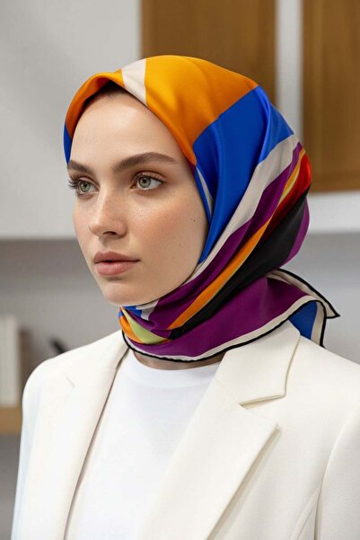 Vissona %100 Twill İpek Geometrik Desenli Kırmızı - Mürdüm Renkli 90x90 Eşarp...