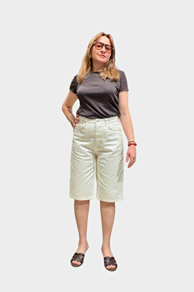 ARZU ÖZEL MODA ATÖLYESİ Kırık Beyaz Kadın Bermuda Şort