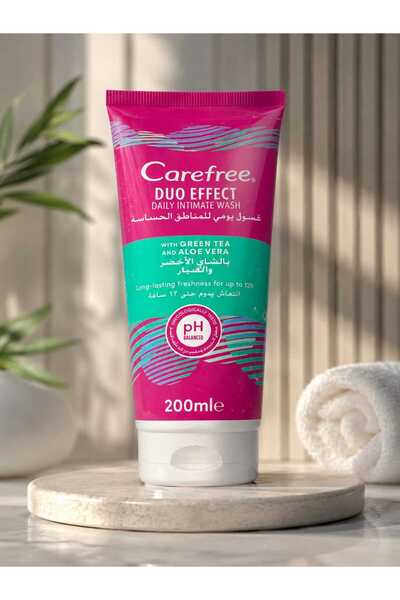 Carefree Daily Intimate Wash, Duo Effect With Green Tea And Aloe Vera, 200 Ml