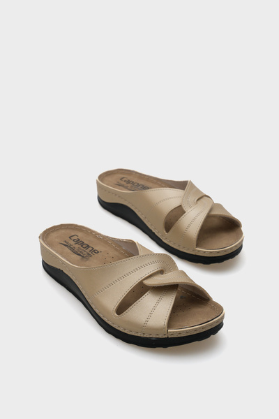 Capone Outfitters Anatomical Soft Comfortable Sole Wedge Heel Mother's Slippers