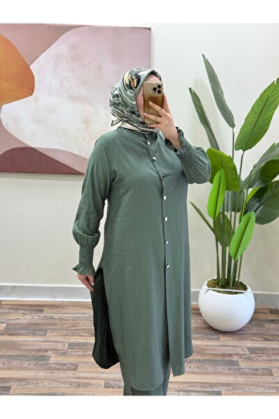 02Lady Fashion Κομψό και άνετο υφασμάτινο σετ χιτζάμπ με φράουλα, με λεπτομέρ...