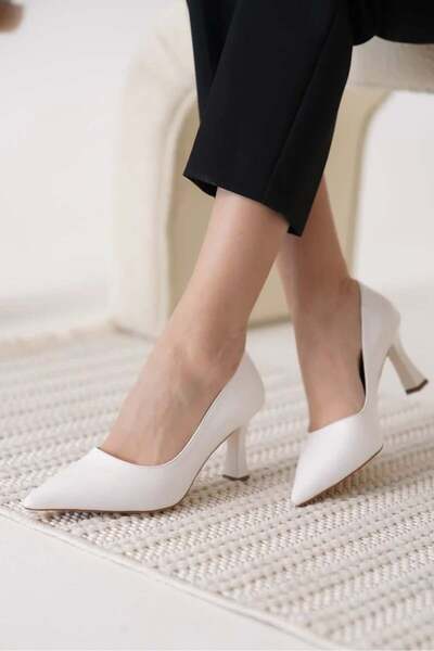 modaiconu Woman's white stiletto tr12ms06b
