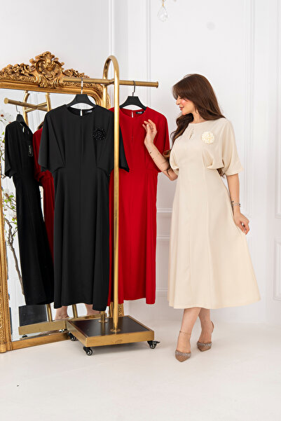 JAQUEEN Soft Dress with Elegant Rose Pattern