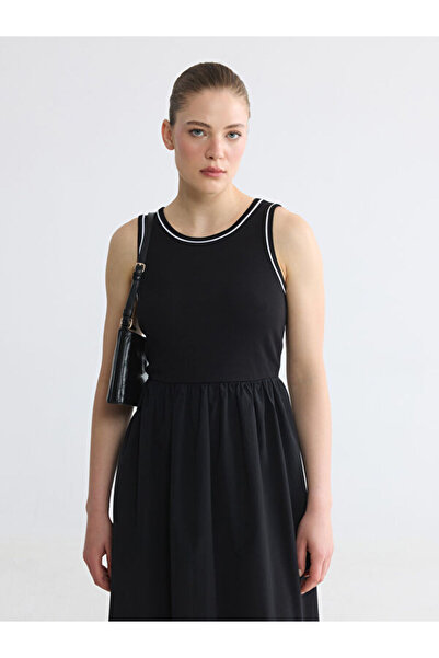 LC Waikiki Quality Pieces from Çelebi Store Zero Roba Yaka Waist-Fitted Dress