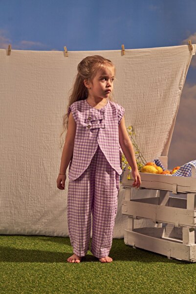Oh La La Koala For Little Ones Set vestă asimetrică din seria Lila Daisy Picnic