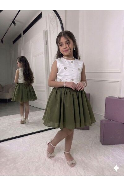 Pyramid masterpieces Girls' Short Dress with High-End Embroidery on the Chest