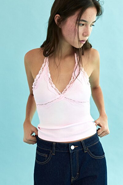 Pull & Bear Dantelli halter top