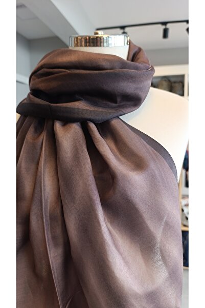 La Boutique Milano Paris شال من سلسلة LA BOUTIQUE الخاصة