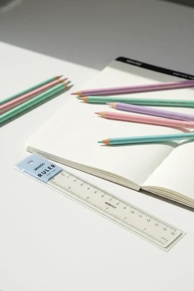 Miniso Lisanslı Basic Serisi Şeffaf Cetvel 15 cm – Pratik Okul Ofis Kırtasiye...