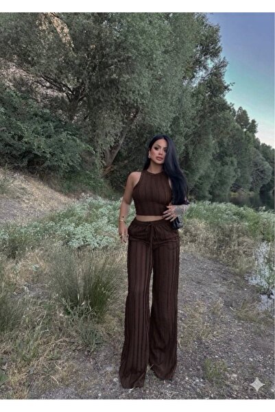 Fırfır Detaylı Halter Yaka Crop & Bol Paça Pantolon Takım