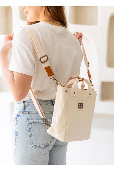 The Mia Kynd Be Kynd Long Strap Bag 21 X 12 X 25.5 cm