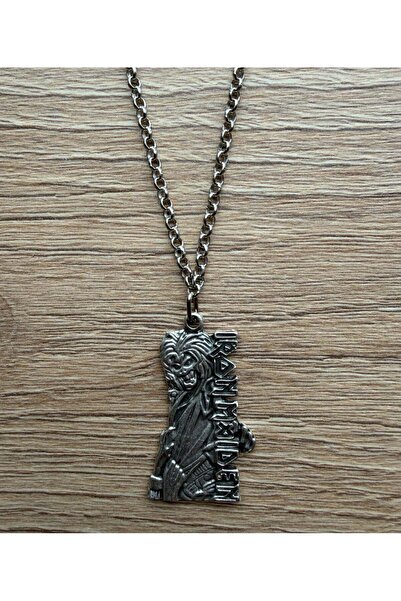 Metal Giyim Iron Maiden Chain Necklace
