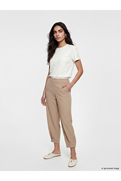 LC Waikiki Colecția Shining Store: Pantaloni texturizați pentru femei cu șnur...