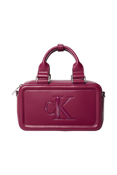 Calvin Klein حقائب يد نسائية