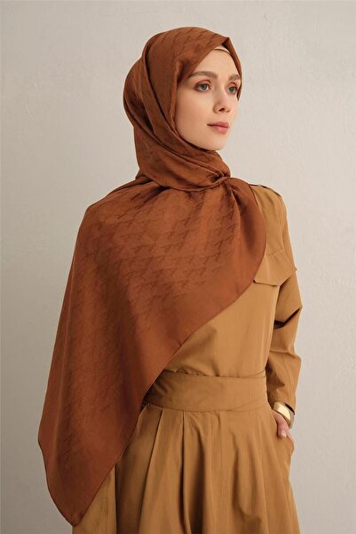 Armine شال بامورا مريح وعملي، موديلات شالات يومية أنيقة باللون البني
