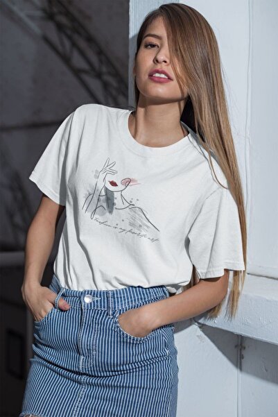 Generic Brand Women's Custom Printed Modern Fit 100% Cotton Crew Neck T-Shirt