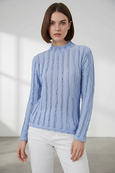 buğrahayalin Women's High Collar Textured Blue Blouse