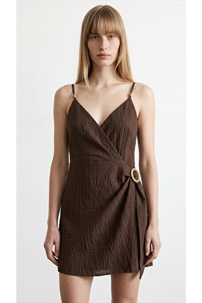 Quzu Belt Buckle Detailed Dress Brown