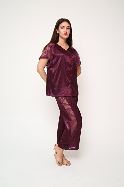 Elegant Touch – Saten Pijama Takımı
