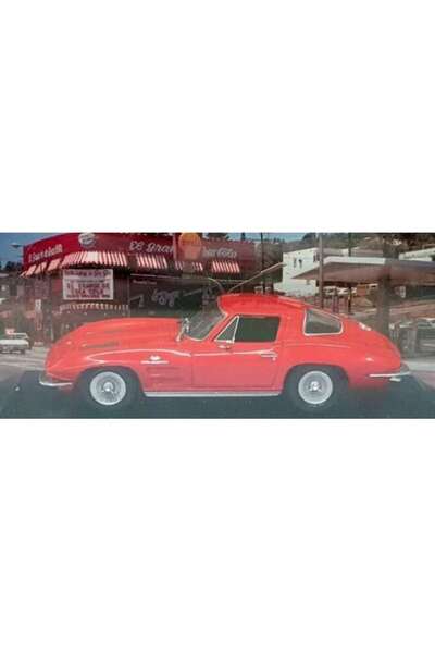 JPT 1963 Chevrolet Corvette C2 Sting Ray 1:43 Roșu