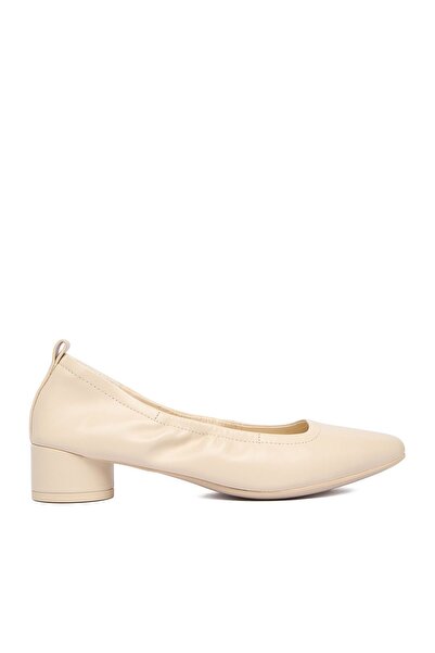 Gino Rossi Women's Pumps Beige