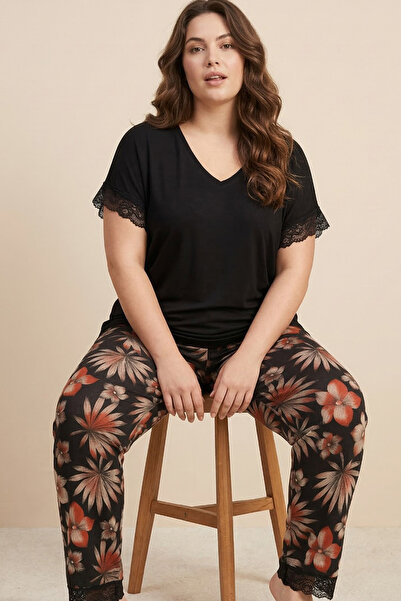 Siyah İnci Black Leaf Patterned Large Size Oversized Viscose Knitted Pajama Set