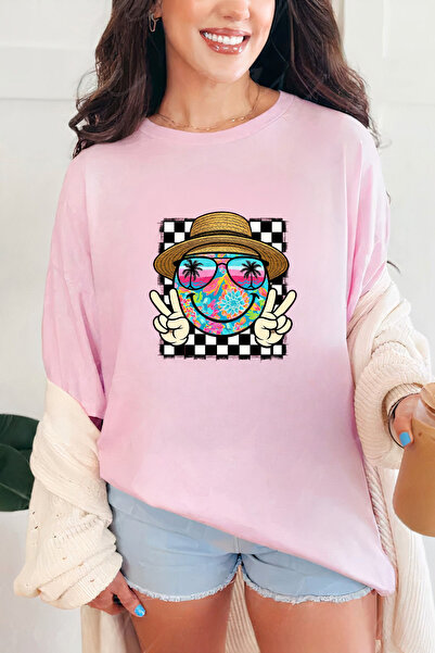 Sarah's Boutique Women's T-shirt – 100% cotton – Smile Face