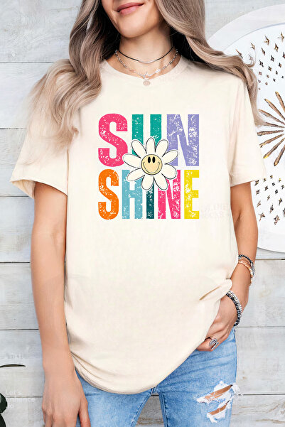 Sarah's Boutique Women's T-shirt – 100% cotton – Sunshine Daisy