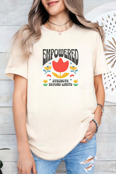 Sarah's Boutique Women's T-shirt – 100% cotton – Empowered Strength