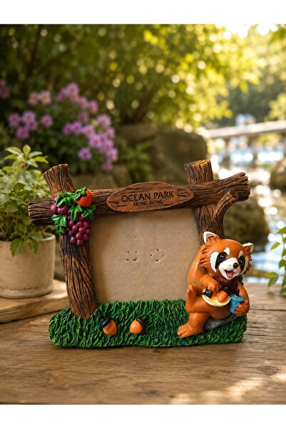 Hureggo Vintage Ocean Park Hong Kong Official Red Panda Themed Resin Photo Fr...