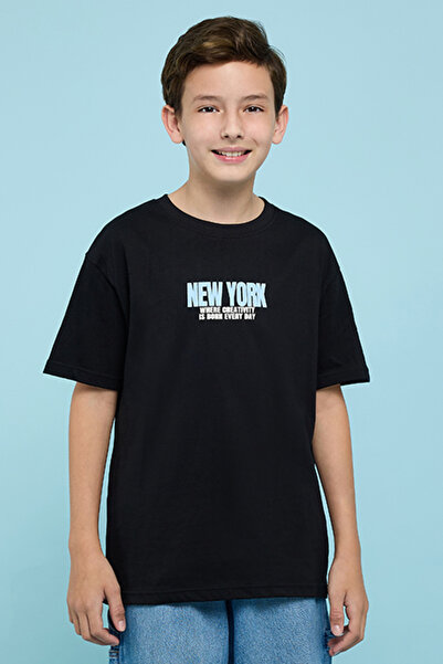 R&B Typography Print T-Shirt with Crew Neck and Short Sleeves