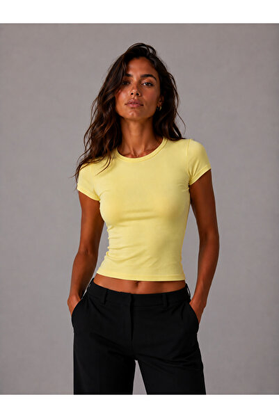 PARSHEY Kadın Baby Tee Bisiklet Yaka Slim Fit Basic Tişört Dar Kalıp Kısa Kol...