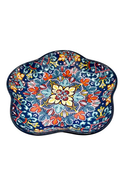 Ceramica Martinescu Platou din ceramica in forma de floare, pentru servirea m...
