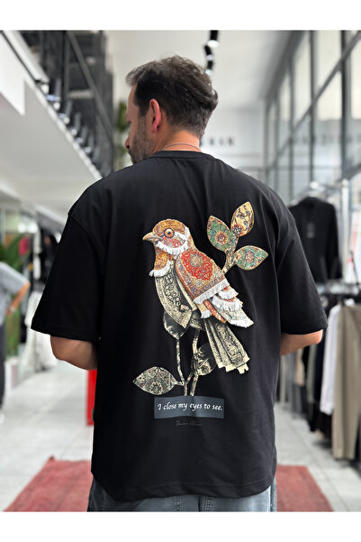 BYBASICMAN Crna majica sa motivom ptice i zakrpom, oversize model SW-5137