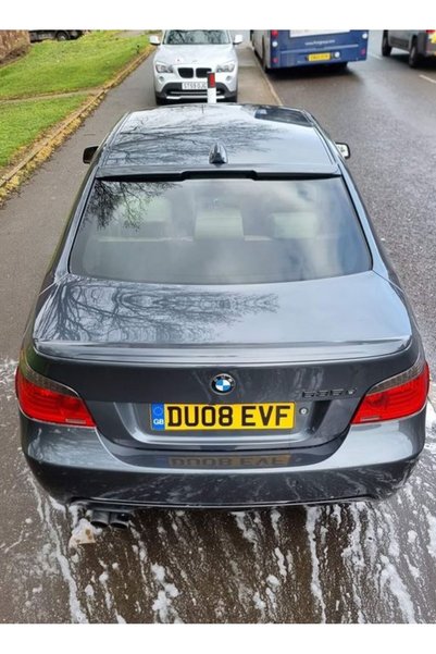 BMW Eleron portbagaj Spoiler lip portbagaj E60 – Model M5 Negru Lucios