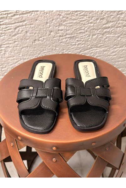 Beyond Women's Black 3-Stripe Hrms Leather Slippers 1cm Byndst01