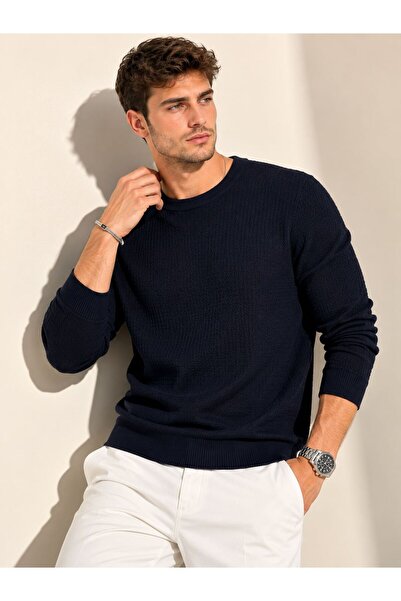 ModaYaren Clothed Collar Standard Fit Textured Knit Sweater