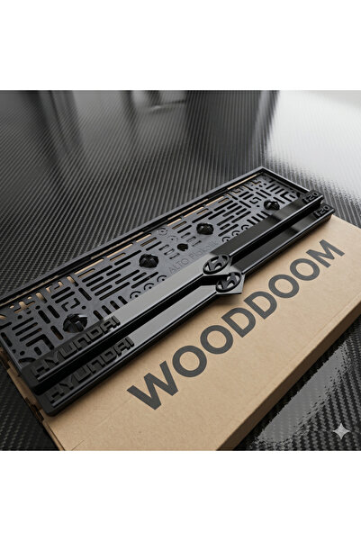 WOODDOOM Hyundai İsme Özel Siyah Kabartmalı Lüks Pleksi Plakalık