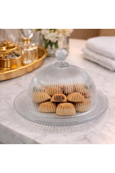 Generic Glass serving cover with a plate for serving maamoul and sweets