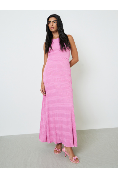 Styli Pink Textured Sleeveless Maxi Dress