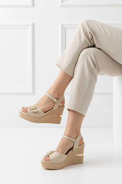 CUCA Genuine Leather Wedge Heeled Buckle Detailed Daily Women's Sandals