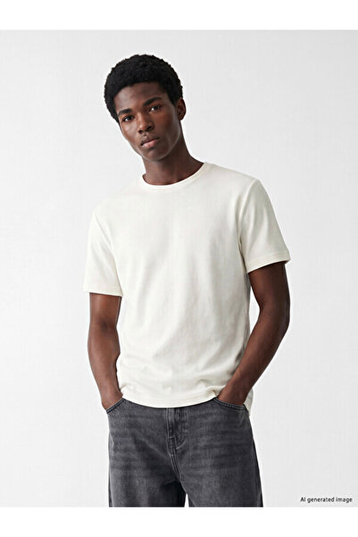 LC Waikiki Esvab • Modern & Distinctive Zero Roba Collar Textured Men's T-Shirt