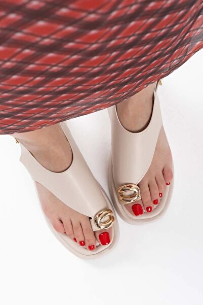 Generic Brand Women's Beige Skin Buckle Detailed Sandals Tr17My03C