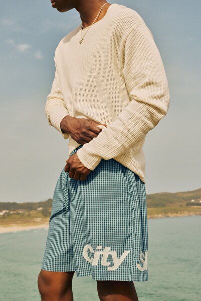 Pull & Bear Kareli grafikli bermuda şort