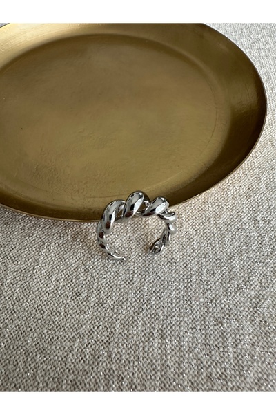 ringbox Silver Color Thin Curved Twist Ring
